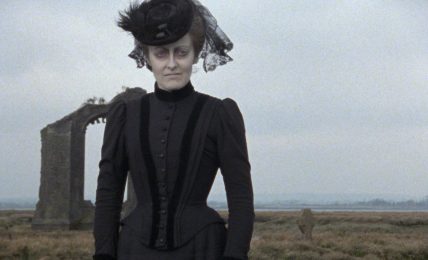 the woman in black (1989)