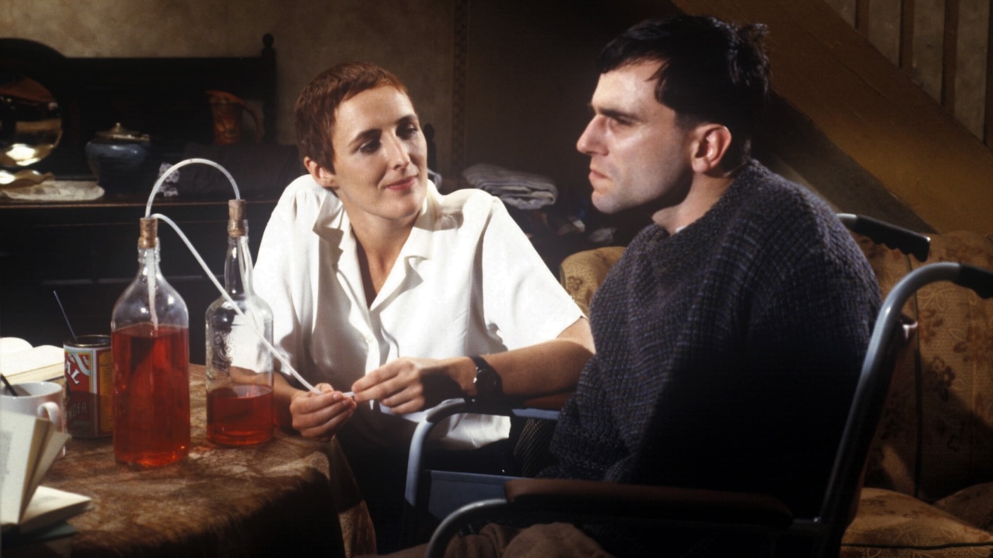 MY LEFT FOOT (1989)