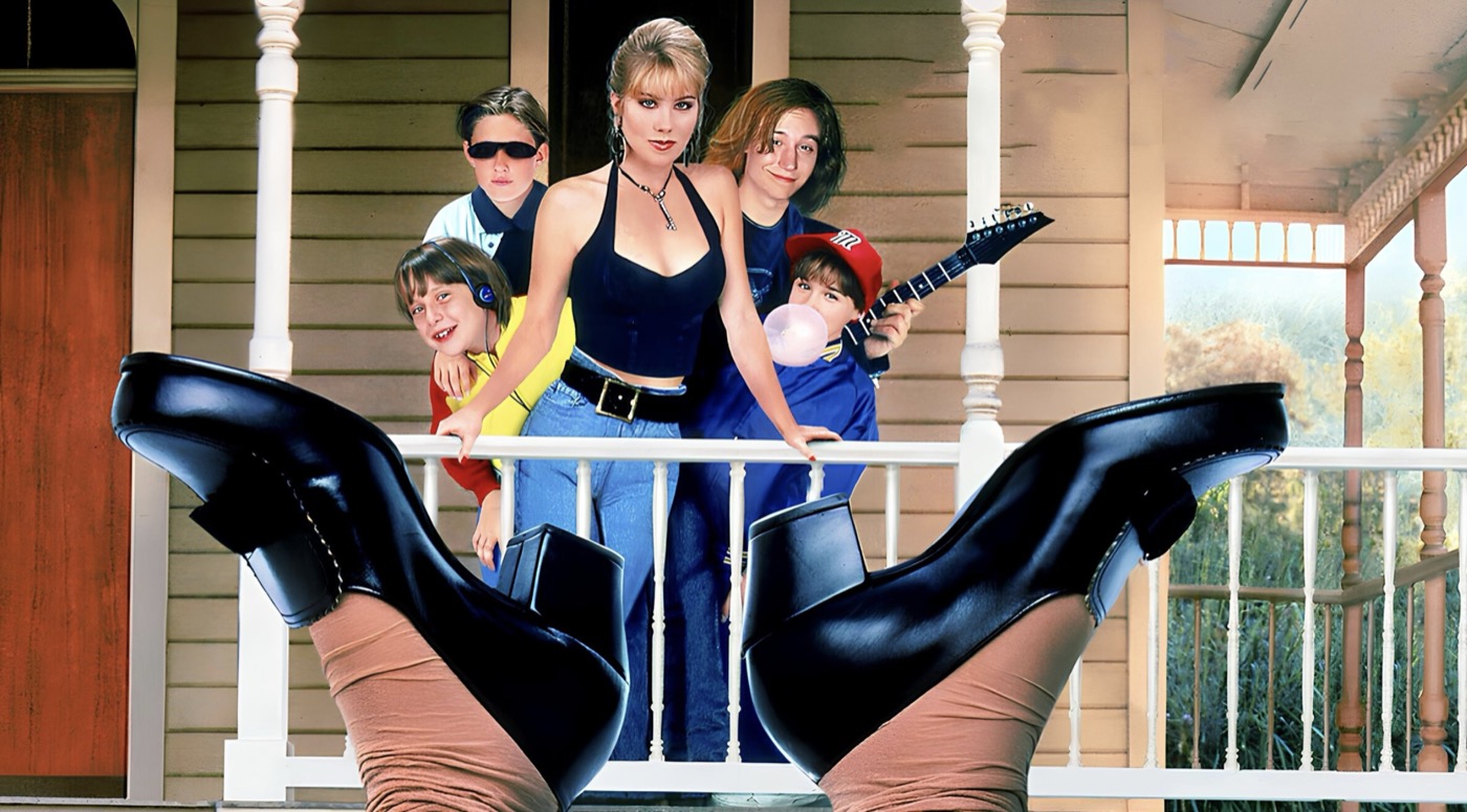DON’T TELL MOM THE BABYSITTER’S DEAD (1991)